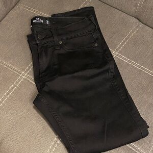 Hollister Men’s/Women's Sleek Black Skinny Jeans